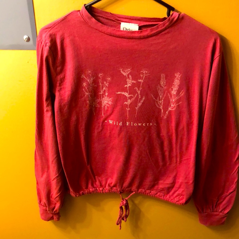 Long sleeved size small, brand dirtee laundry